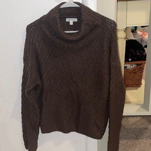Turtle neck sweater